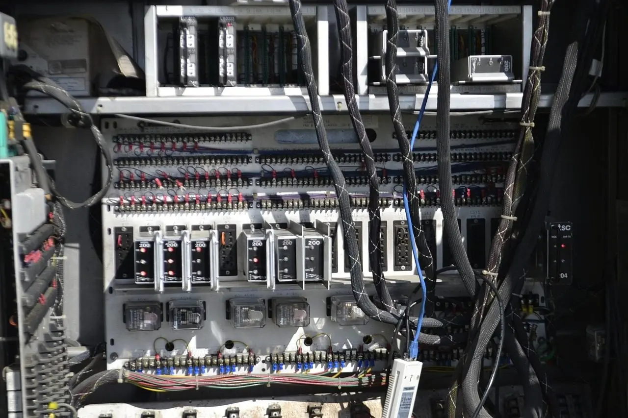PLC XINJE XD Series giá bao nhiêu và vì sao không có một mức chung