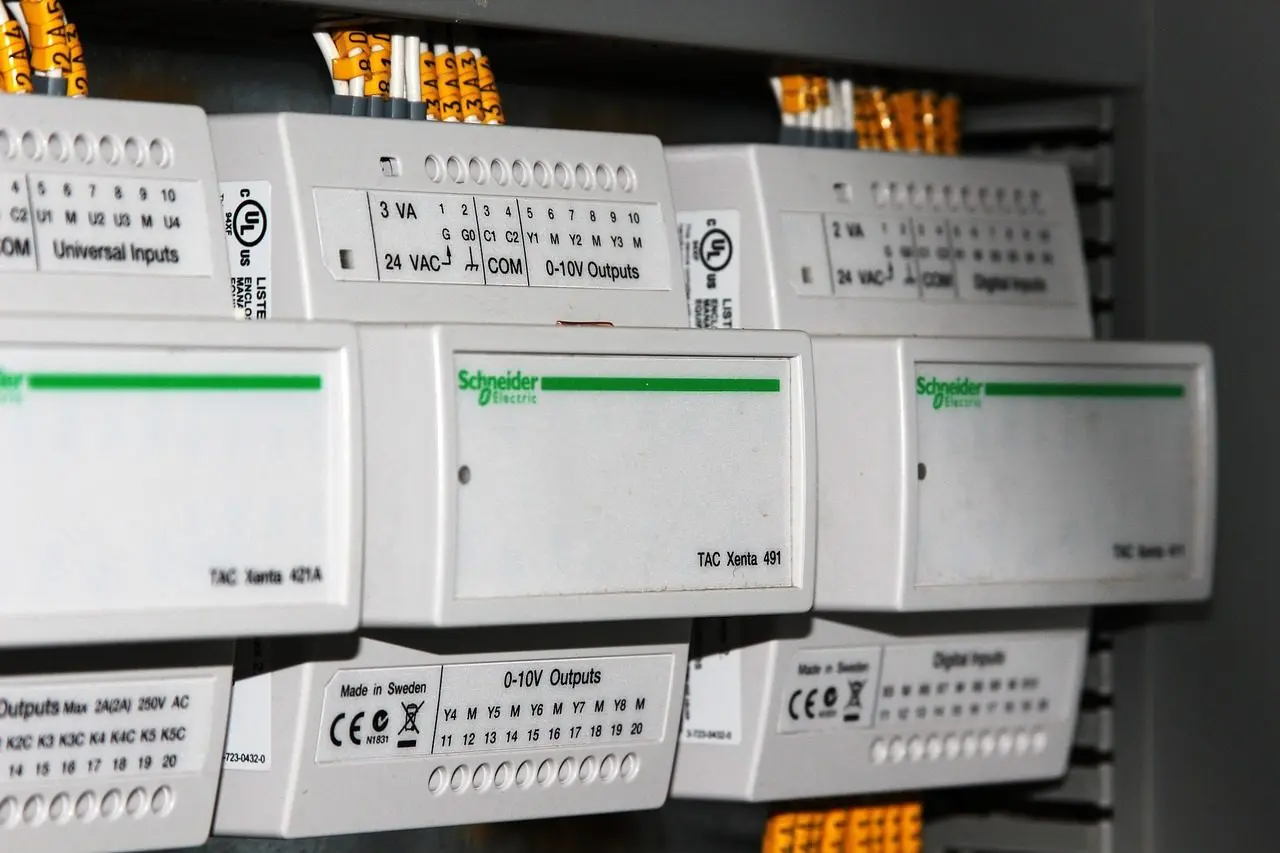 Các model trong PLC XINJE XL Series